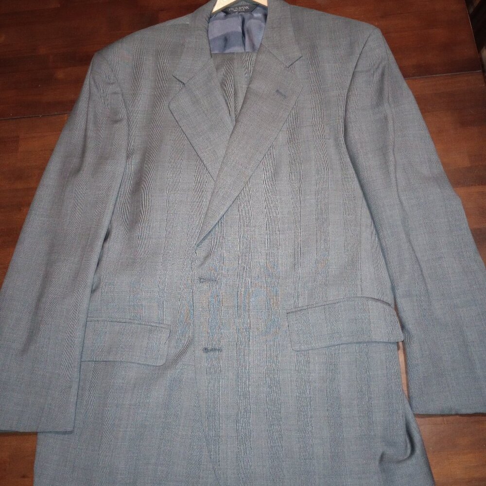 Gray 100% Wool Jos A Bank Suit